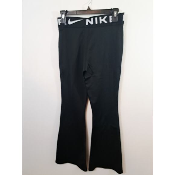 Nike Air Girls Black Bootcut Leggings In Size XL Stretch Y2k Style - Picture 2 of 5